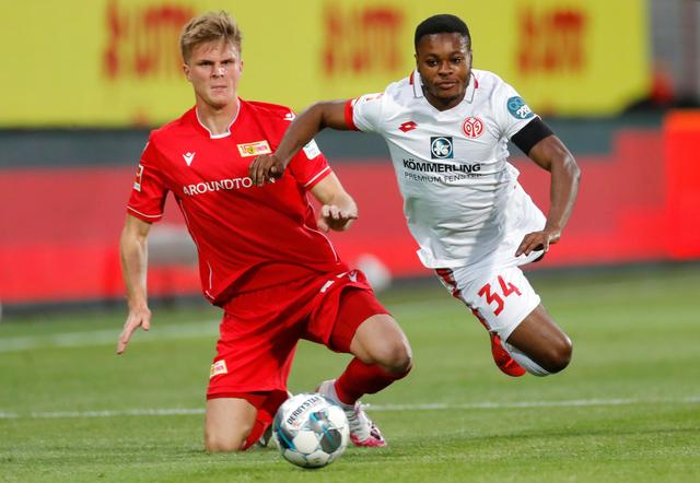 宣解雇羅傑 宣解雇羅傑