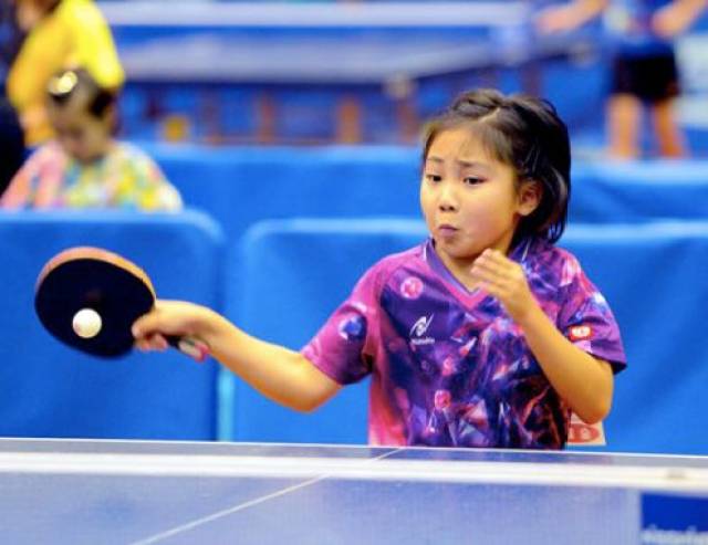 面对现代体 面对现代体