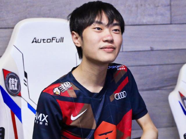 特别是在节 特别是在节