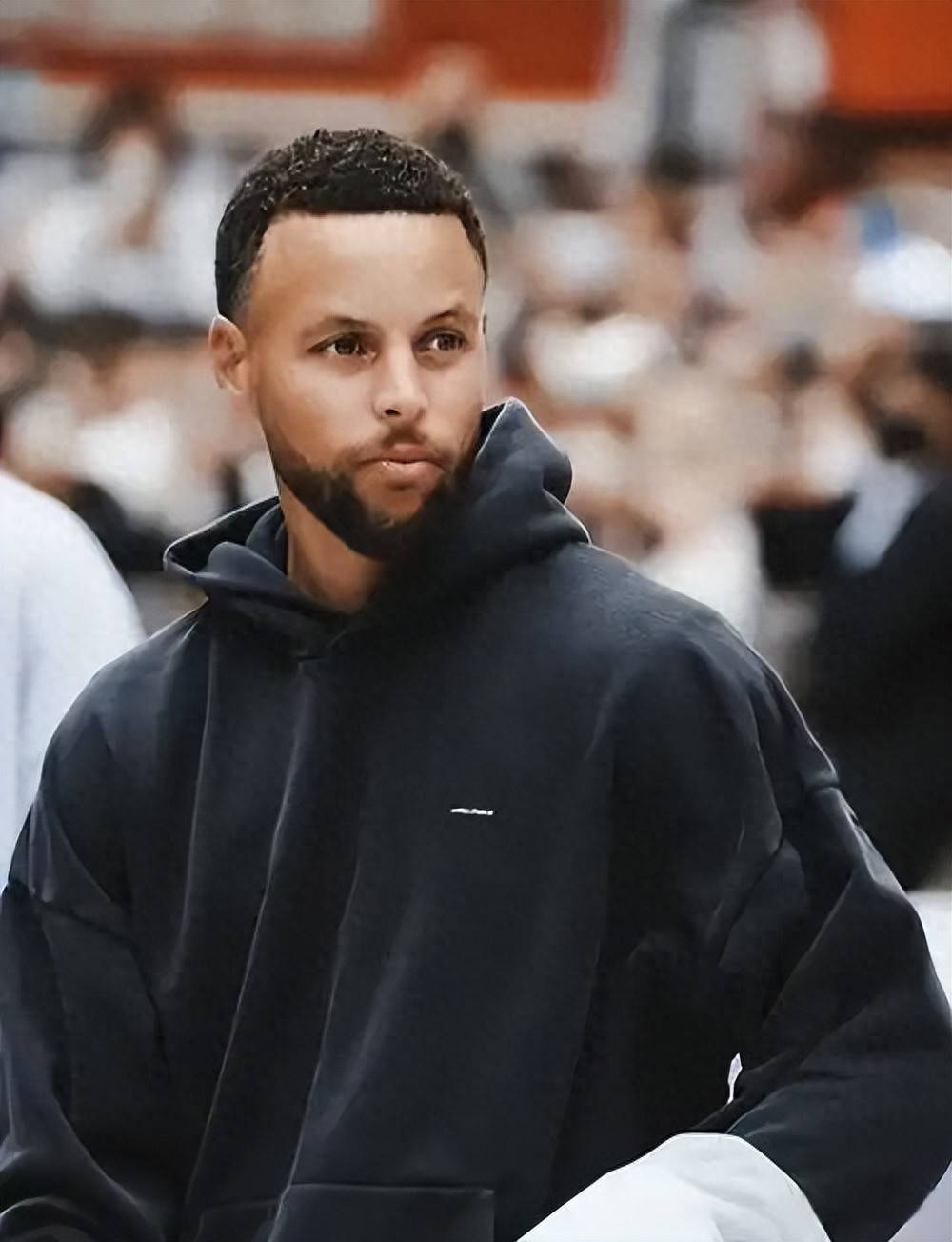 平的平台上 平的平台上