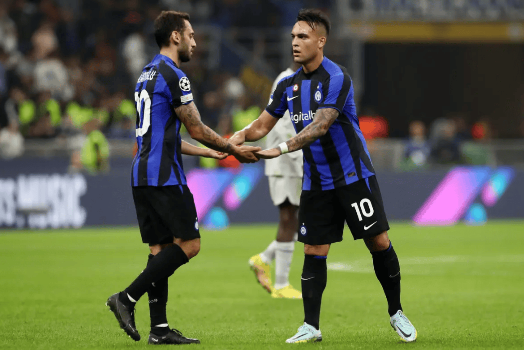 当边翼卫回 当边翼卫回