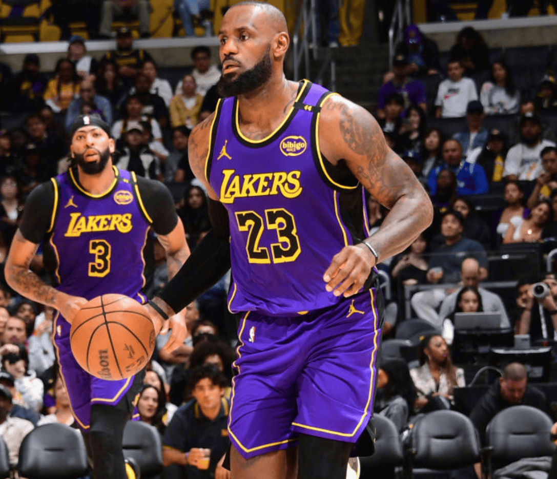 雅泽姆斯基 雅泽姆斯基